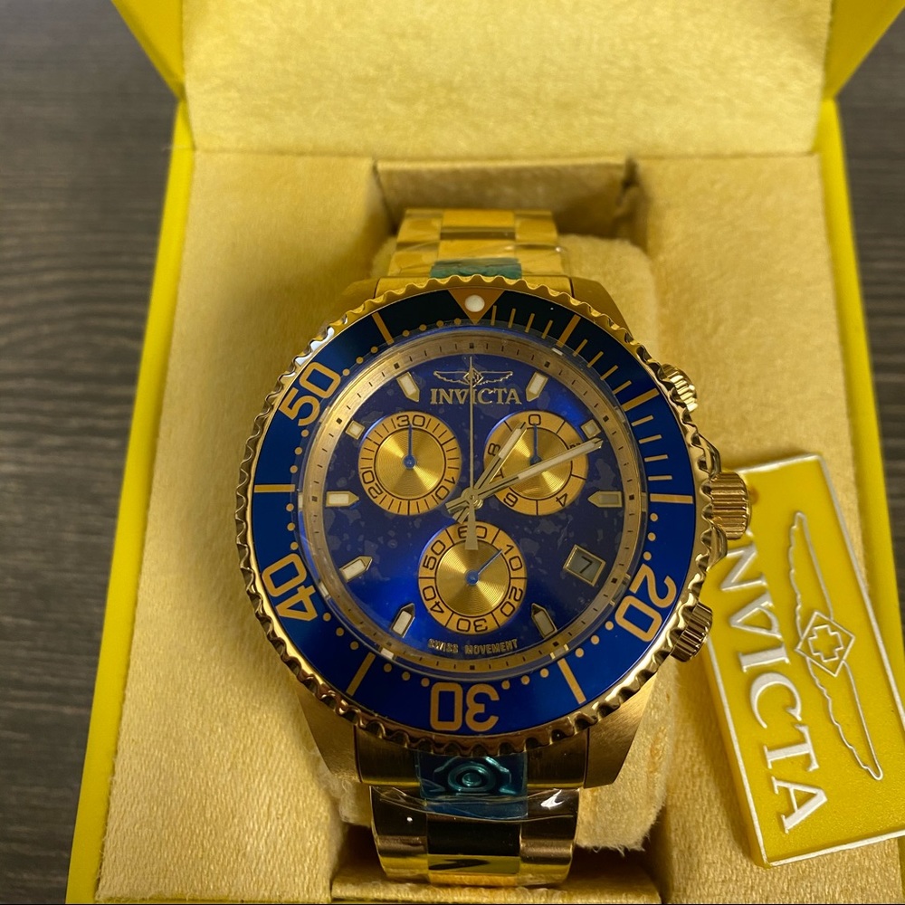 INVICTA PRO DIVER MEN’s GOLD WATCH